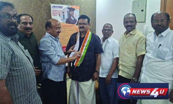 ജേക്കബ് ചണ്ണപ്പേട്ടയും കാർത്തിക് നാരായണനും ഇൻകാസ് കുവൈറ്റിന്റെ അംഗത്വം സ്വീകരിച്ചു